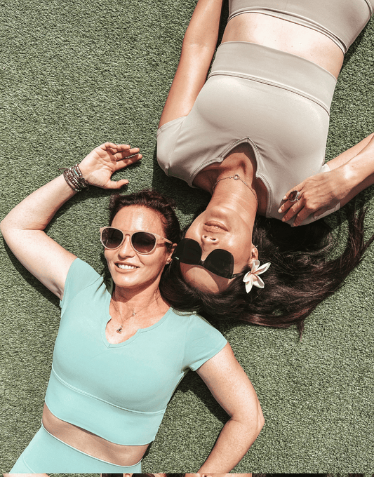 BALI - fitness & yoga crop top with sleeves