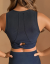 Shadow – Full coverage and shaping fitness bra 