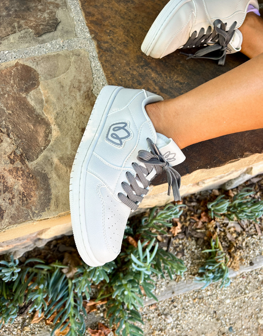PEARL : upcycled vegan  leather city sneakers