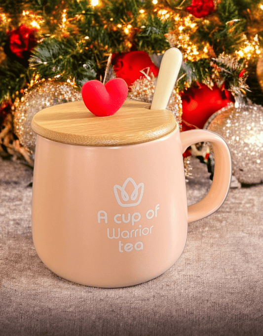 Muggly - Ceramic mug with heart lid and spoon