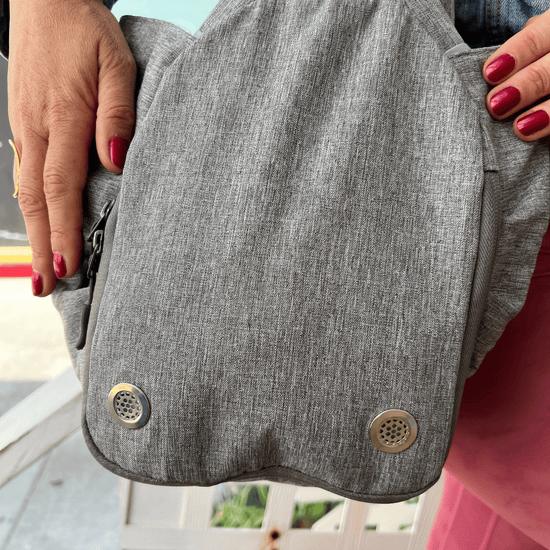 Nuage Waterproof Multi-Pocket Sports Bag
